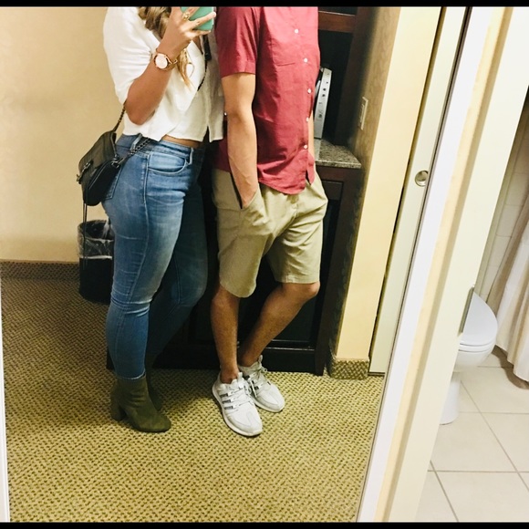 Olive green suede boots - Picture 5 of 5